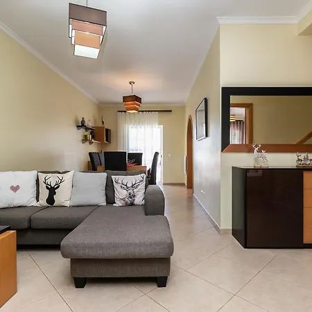 Engiadina By Algarvemanta Holiday home *