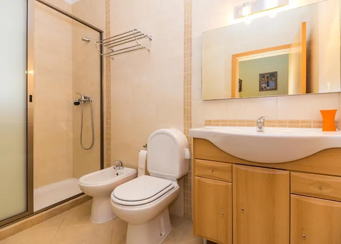 Engiadina By Algarvemanta Manta Rota